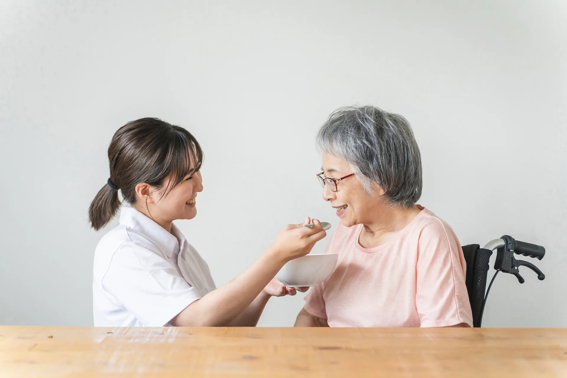 朝食の様子
